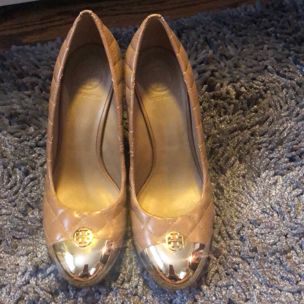 Tory Burch wedge nude sz 8.5 m leather sold item
